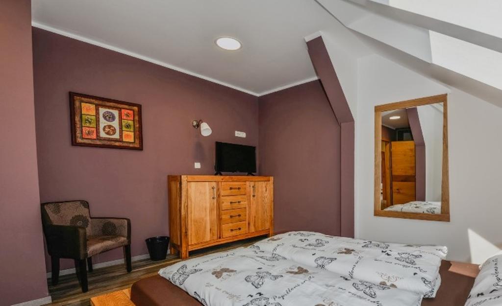 Hotel Ta Fabrika Restavracija,Pizzerija In Prenocisca Dravograd Exteriér fotografie
